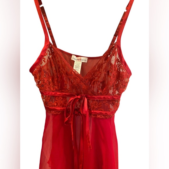 Sexy Red Nighty by Maidenform - Picture 3 of 6